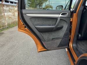 Bild 33/53 von Porsche Cayenne GTS (2008)