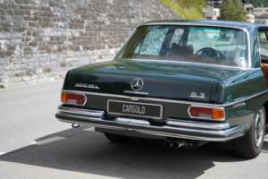 Image 17/39 of Mercedes-Benz 300 SEL 6.3 (1970)