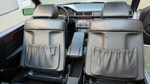 Image 32/74 of Mercedes-Benz E 320 (1997)