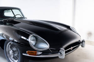 Image 25/34 de Jaguar Type E 4.2 (1967)