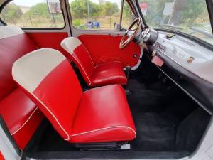 Image 19/35 of FIAT 600 D (1962)
