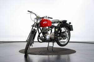 Bild 8/50 von Gilera 150 Sport (1951)