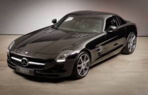 Image 2/34 of Mercedes-Benz SLS AMG (2013)