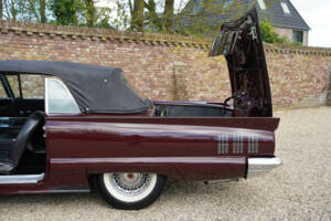 Image 47/50 of Ford Thunderbird (1960)
