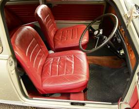 Image 34/50 of Riley Elf Mark I (1963)