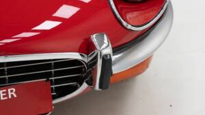 Bild 14/15 von Jaguar E-Type V12 (2+2) (1972)