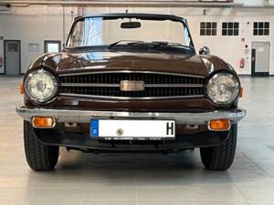 Immagine 2/50 di Triumph TR 6 (1974)