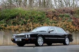 Image 8/60 de Daimler Super V8 (2000)