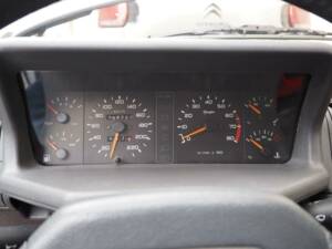 Image 11/50 de Peugeot 205 GTi 1.9 (1988)