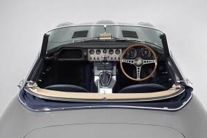 Immagine 8/50 di Jaguar E-Type 3.8 (1962)
