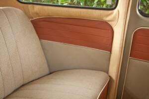Image 32/52 of Volkswagen Beetle 1200 Export "Dickholmer" (1957)