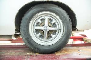 Afbeelding 48/50 van MG MGB GT (1972)