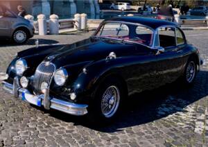 Imagen 2/8 de Jaguar XK 150 3.8 S FHC (1961)