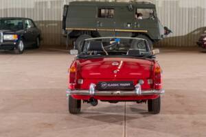 Image 11/27 of MG MGB GT (1972)