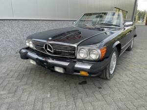 Image 4/36 of Mercedes-Benz 560 SL (1989)
