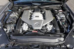 Afbeelding 42/47 van Mercedes-Benz SL 63 AMG (2008)