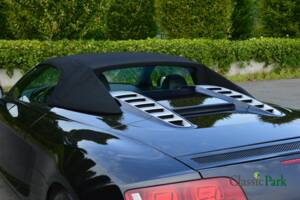 Image 22/50 of Audi R8 Spyder 4.2 FSI Quattro (2011)