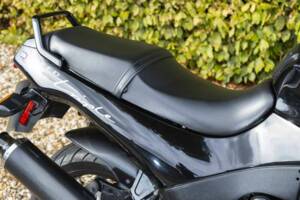 Immagine 13/40 di Triumph Speed Triple (1999)