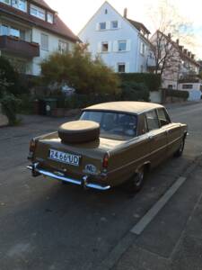 Image 7/31 of Rover 3500 S (1972)