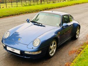 Image 8/27 of Porsche 911 Carrera S (1997)