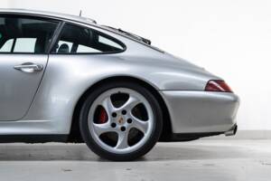 Bild 30/39 von Porsche 911 Carrera 4S (1997)