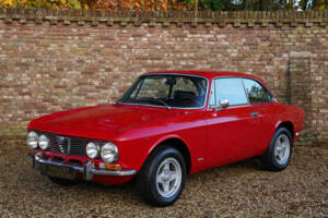 Image 26/50 of Alfa Romeo 2000 GTV (1972)