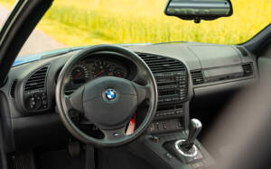 Image 49/72 of BMW M3 (1998)