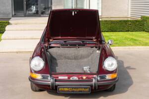 Image 29/30 of Porsche 911 2.2 T (1971)