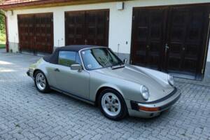 Image 3/40 of Porsche 911 Carrera 3.2 (1986)