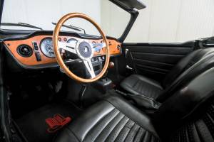 Immagine 10/50 di Triumph TR 6 PI (1972)