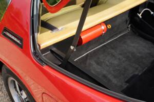 Image 39/50 of Jensen Interceptor MK III (1976)