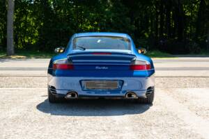 Bild 11/25 von Porsche 911 Turbo (2002)