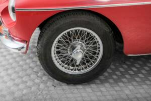 Image 23/50 of MG MGB GT (1967)