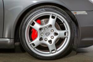 Bild 18/20 von Porsche 911 Carrera 4S (2008)