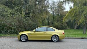 Image 14/30 of BMW M3 (2004)