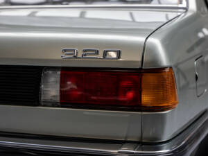 Bild 21/23 von BMW 320&#x2F;6 (1982)
