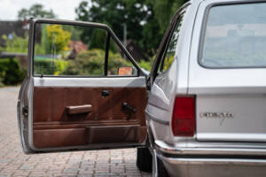Image 20/36 of Ford Fiesta (1977)