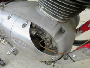 Bild 20/44 von Gilera 175 Extra Rossa (1958)