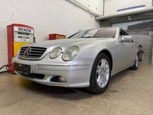 Bild 2/20 von Mercedes-Benz CL 500 (2002)
