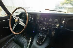 Immagine 2/8 di Jaguar E-Type 3.8 (1964)