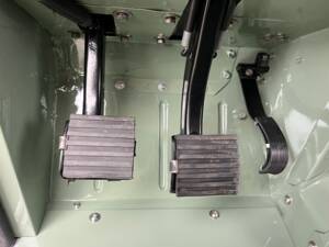 Bild 32/39 von Land Rover 88 (1984)