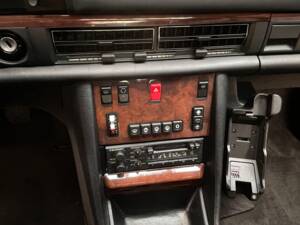 Bild 19/31 von Mercedes-Benz 300 SE (1989)