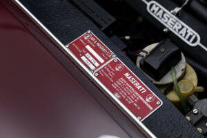 Image 15/40 of Maserati Ghibli (1967)