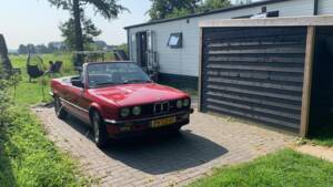 Bild 11/12 von BMW 325i (1986)
