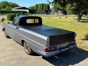 Afbeelding 6/8 van Mercedes-Benz 220 SE b (1963)