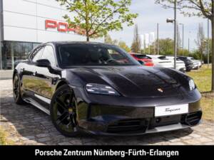 Image 7/36 of Porsche Taycan 4S Sport Turismo (2026)