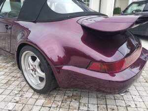 Image 13/51 of Porsche 911 Carrera 2 (WTL) (1990)