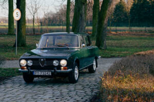 Image 25/78 of Alfa Romeo 1750 Berlina (1970)