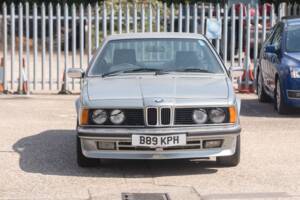 Bild 25/50 von BMW 635 CSi (1984)