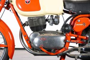 Bild 16/50 von Gilera 175 Sport (1956)